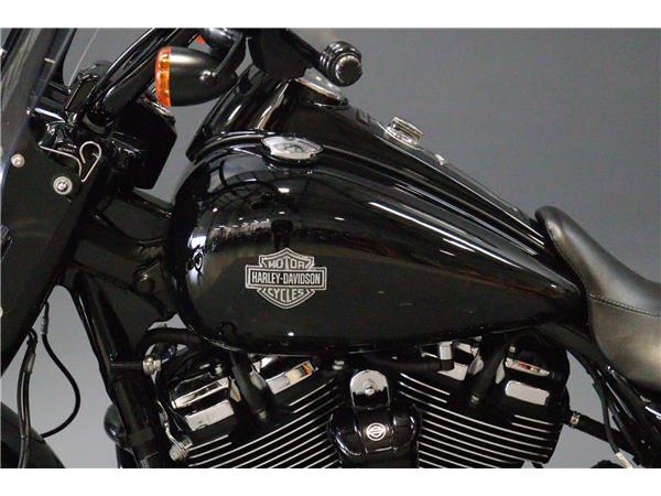 2025 HARLEY-DAVIDSON ROAD KING SPECIAL