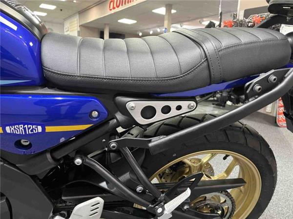 2024 Yamaha XSR 125 Yellow