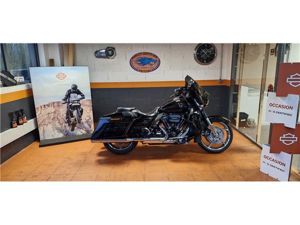 2015 HARLEY-DAVIDSON STREET GLIDE CVO
