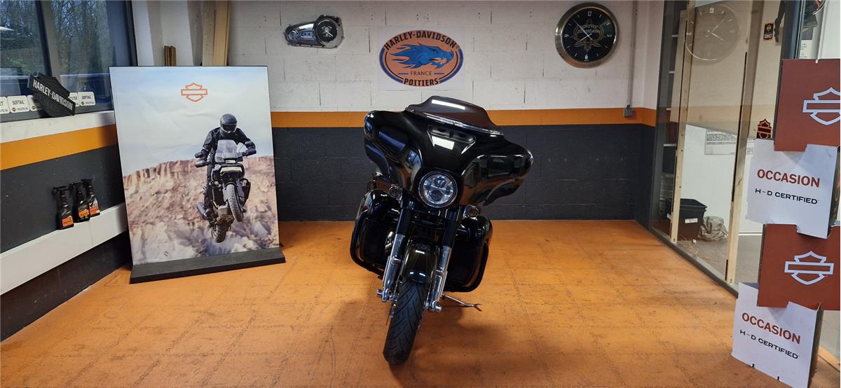 2015 HARLEY-DAVIDSON STREET GLIDE CVO