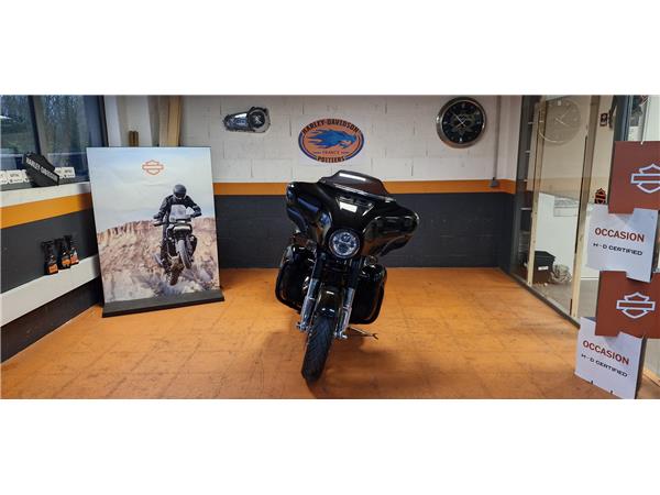 2015 HARLEY-DAVIDSON STREET GLIDE CVO