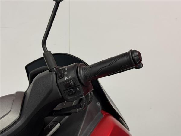 2021 Yamaha NMAX 125 Red