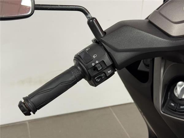 2021 Yamaha NMAX 125 Red