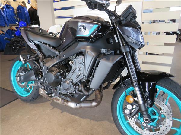 YAMAHA MT-09 