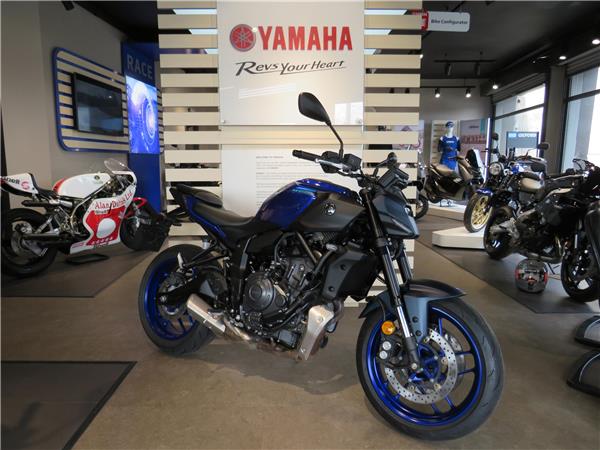 YAMAHA MT-07 