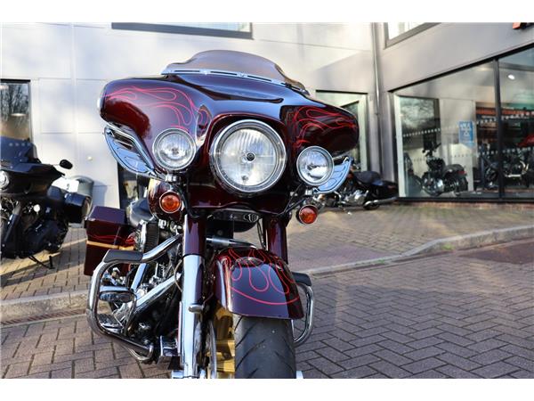 2010 HARLEY-DAVIDSON CVO FLHXSE STREET GLIDE
