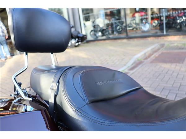 2010 HARLEY-DAVIDSON CVO FLHXSE STREET GLIDE