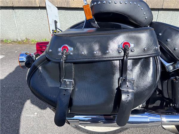 2018 HARLEY-DAVIDSON SOFTAIL FLSTC HERITAGE SOFTAIL CLASSIC