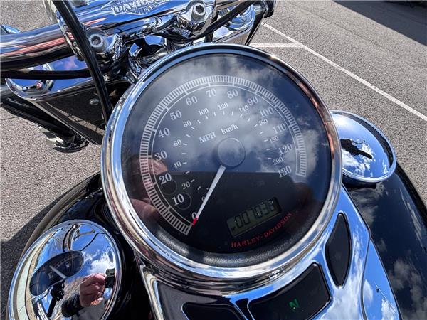 2018 HARLEY-DAVIDSON SOFTAIL FLSTC HERITAGE SOFTAIL CLASSIC