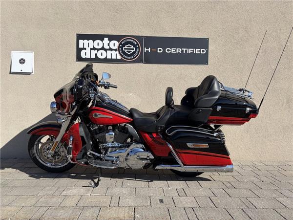 2016 Harley-Davidson CVO Limited FLHTKSE