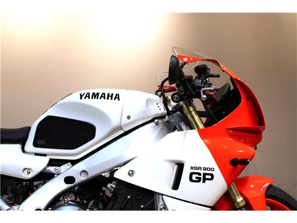 YAMAHA XSR900 GP