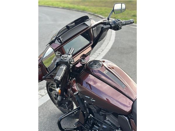 FLHXSE Street Glide CVO 