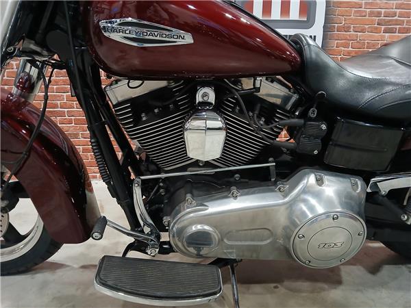 2016 HARLEY-DAVIDSON SWITCHBACK