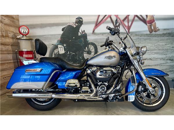 2018 HARLEY-DAVIDSON ROAD KING