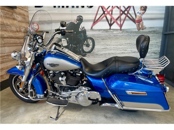 2018 HARLEY-DAVIDSON ROAD KING