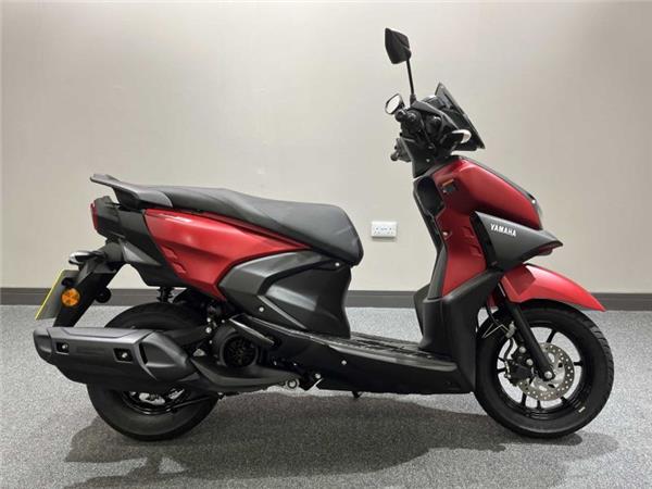 2024 Yamaha Rayzr 125 Red