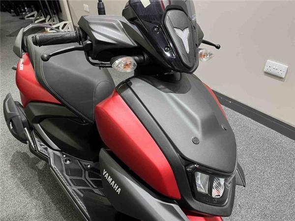 2024 Yamaha Rayzr 125 Red