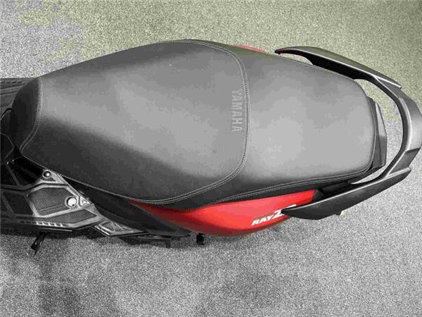 2024 Yamaha Rayzr 125 Red