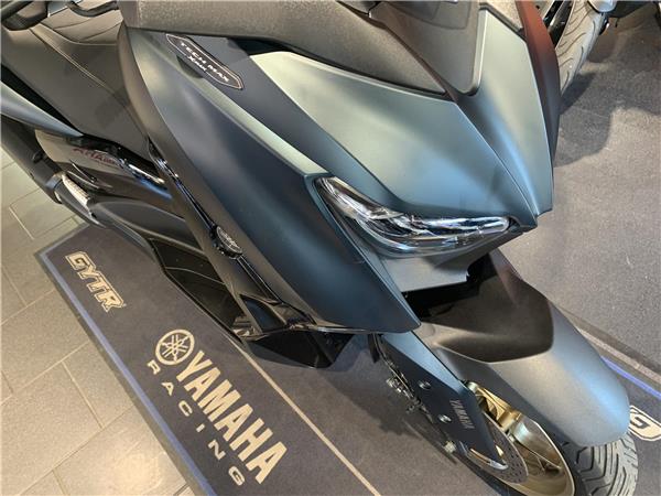 2023 Yamaha X-Max 300 Tech Max, 1 Owner,F.S.H, New belt & rollers, SAVE £300 !!