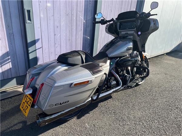 2023 HARLEY-DAVIDSON CVO FLHXSE STREET GLIDE