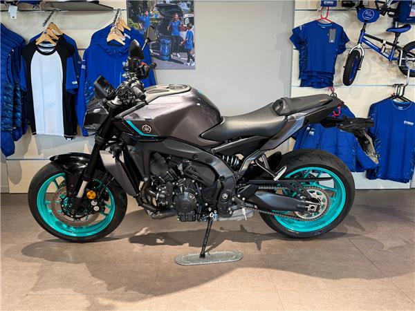 2025 YAMAHA MT-09 Y-AMT