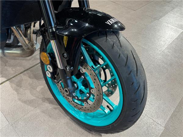 2025 YAMAHA MT-09 Y-AMT