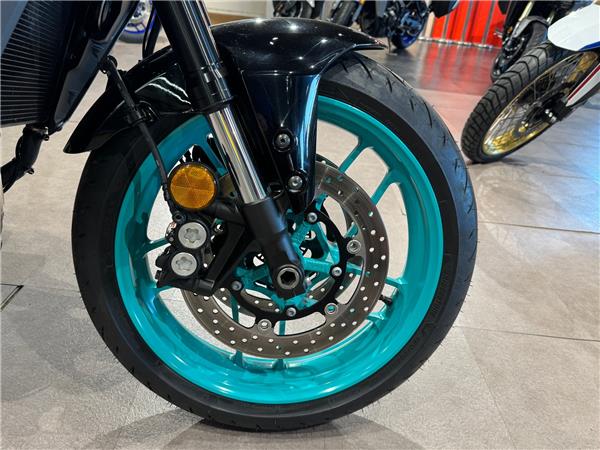 2025 YAMAHA MT-09 Y-AMT