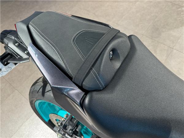 2025 YAMAHA MT-09 Y-AMT