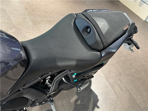 2025 YAMAHA MT-09 Y-AMT