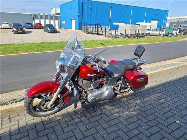 2012 Harley-Davidson FLD Switchback