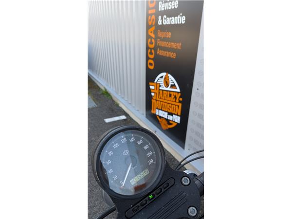 2014 HARLEY-DAVIDSON SPORTSTER 883