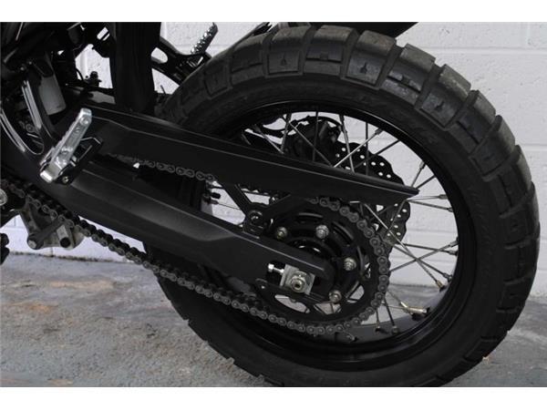 2024 Yamaha WORLD RAID BLACK