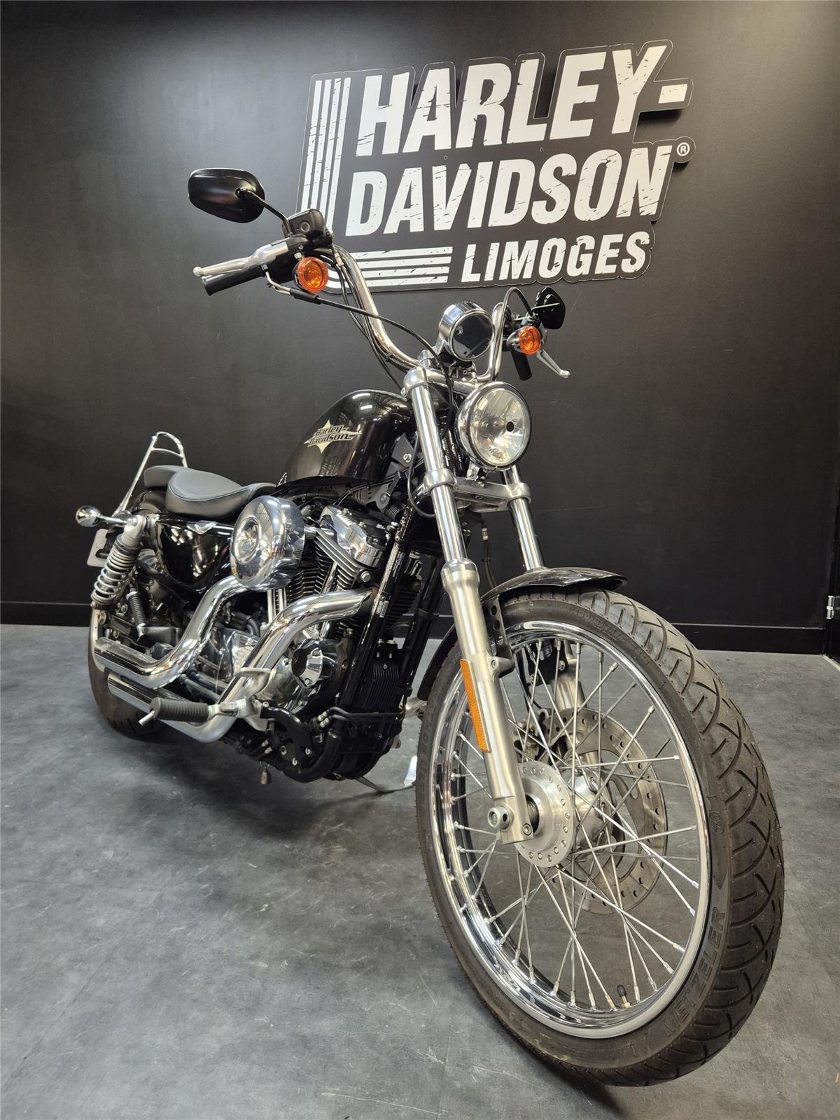 2016 HARLEY-DAVIDSON SEVENTY TWO