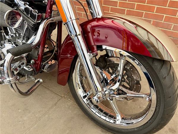 2010 HARLEY-DAVIDSON CVO FLSTSE SCREAMIN EAGLE SOFTAIL CONVERTIBLE