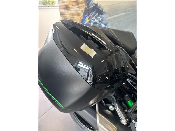 2025 Kawasaki Ninja H2 SX