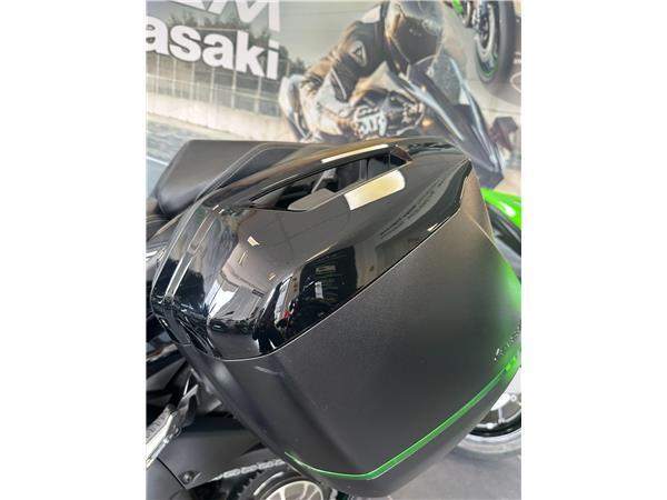 2025 Kawasaki Ninja H2 SX