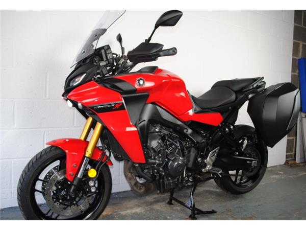2022 Yamaha TRACER 900 GT RED