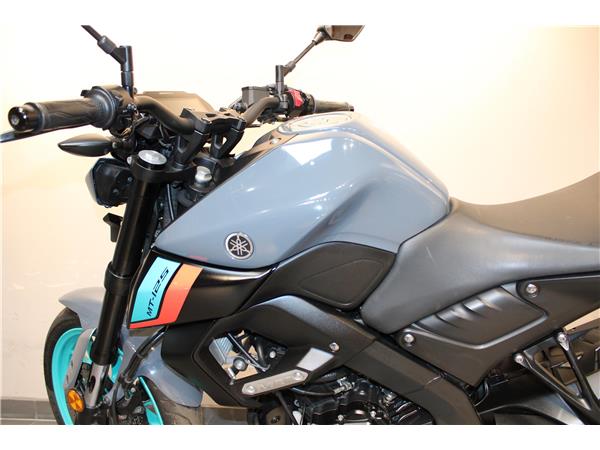 YAMAHA MT-125