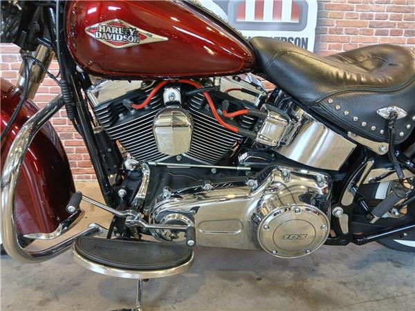 2014 HARLEY-DAVIDSON HERITAGE