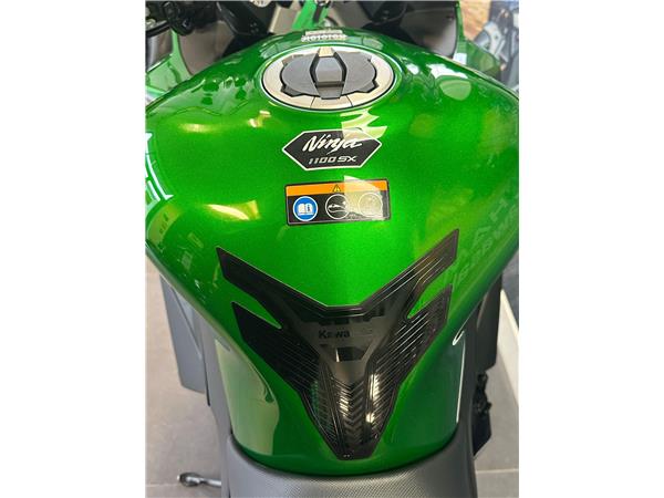 2024 Kawasaki Ninja 1100 SX