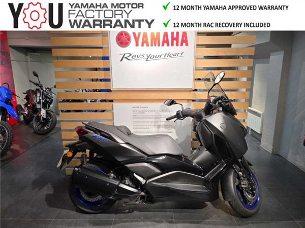 2024 Yamaha X-MAX 300 (CZD 300-A) Black