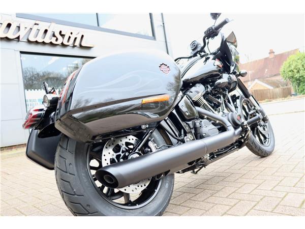 2025 HARLEY-DAVIDSON LOW RIDER ST