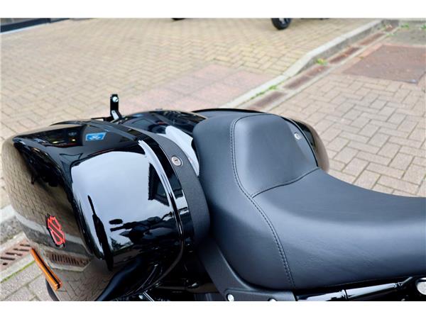 2025 HARLEY-DAVIDSON LOW RIDER ST