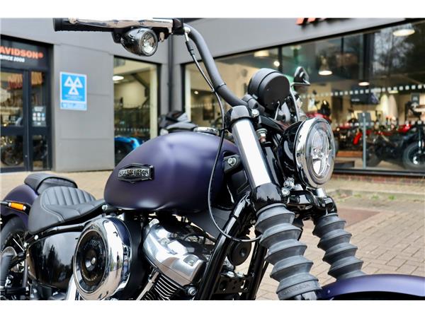 2025 HARLEY-DAVIDSON STREET BOB