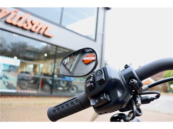 2025 HARLEY-DAVIDSON STREET BOB