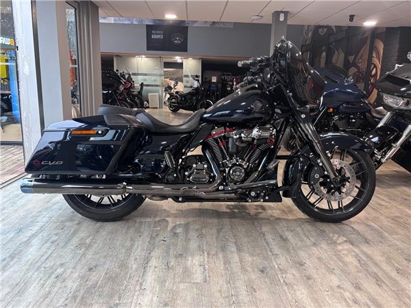 2022 HARLEY-DAVIDSON CVO FLHXSE STREET GLIDE