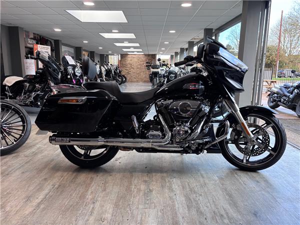 2024 HARLEY-DAVIDSON TOURING FLHX STREET GLIDE