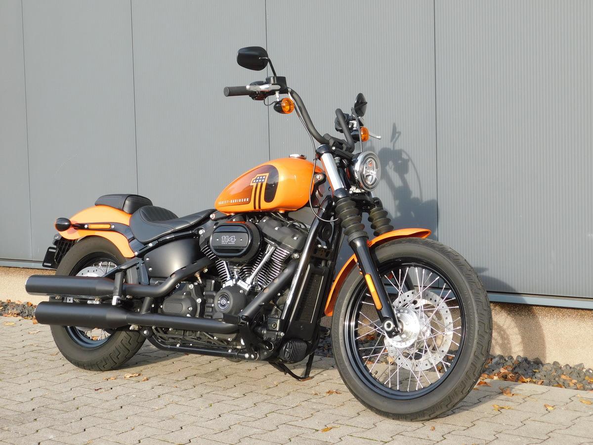 Street Bob 
