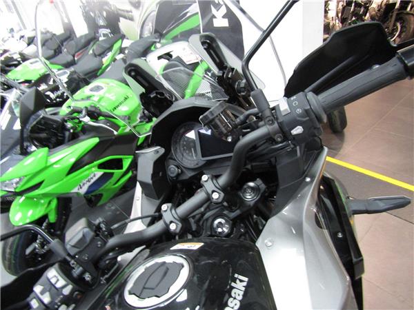 2025 Kawasaki Versys 1100