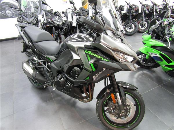 2025 Kawasaki Versys 1100